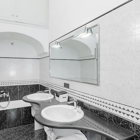 Apartament Mrg2 *